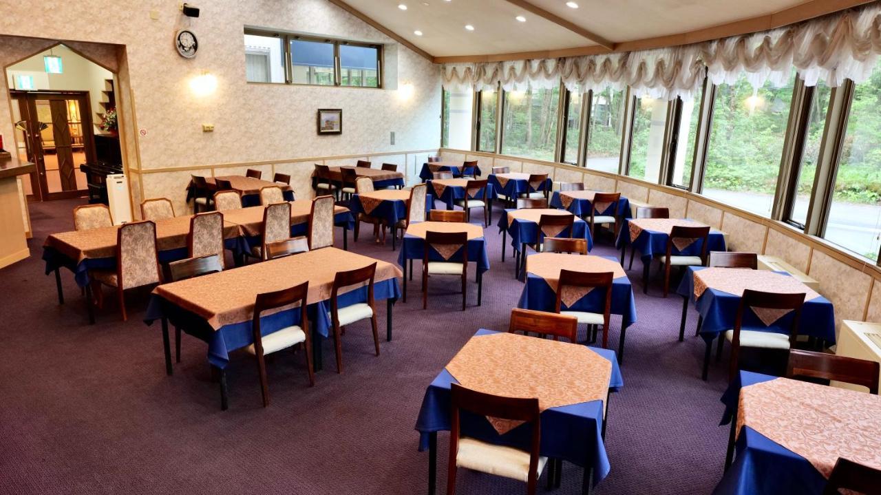 Hotel Oak Forest Hakuba Bagian luar foto