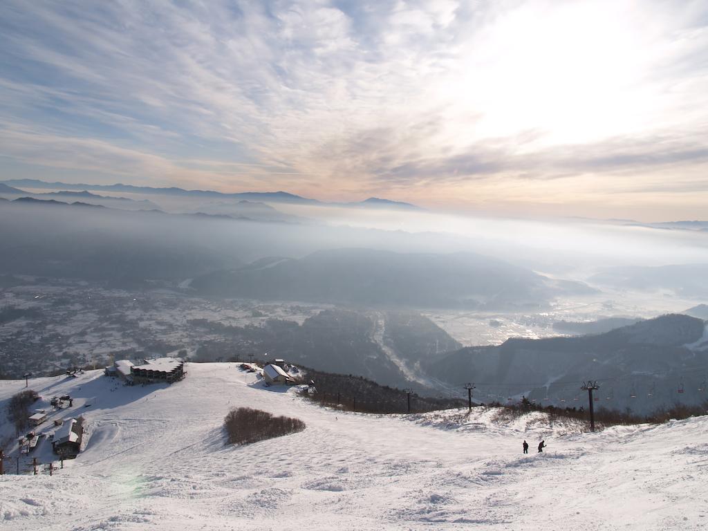 Hotel Oak Forest Hakuba Bagian luar foto